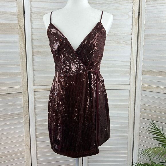 BCBG MaxAzria Steph Sequin Cocktail Wrap Dress 6 - Picture 1 of 13